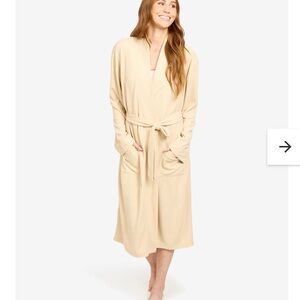 Linen & Dot Cream Waffle Knit Robe